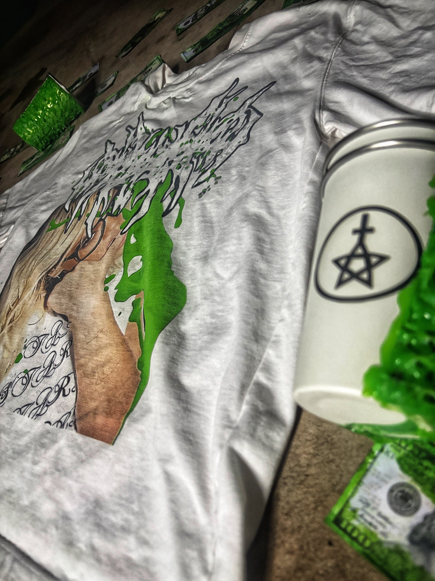 SLIME SEASON RIHANNA TEE