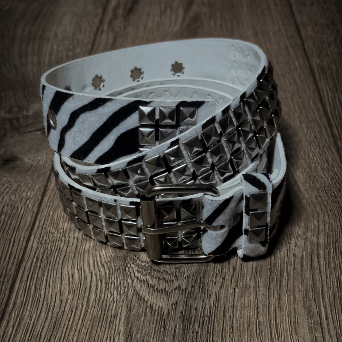 STUDDED ZEBRA PRINT BELT